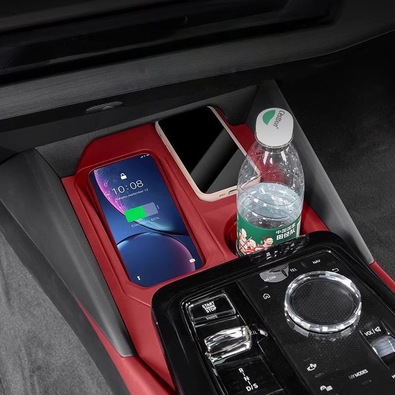 BMW 5 Serisi G60 525i i5 2024- - Wireless Charging Pad incelemesi ve fiyatı